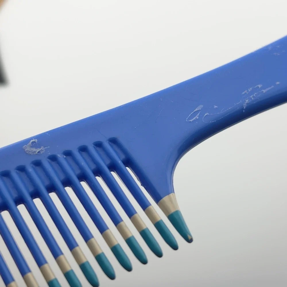 VTG‎ Unbreakable Volume Comb Twice Dipped Wide Tooth 80-90s Blue USA made